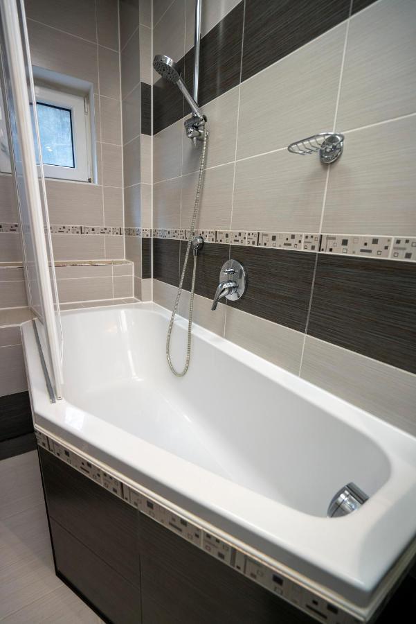 Apartment Ferdinand Карловы Вары Экстерьер фото